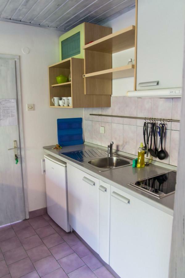 Ferienwohnung Karmen A Veli Lošinj Exterior foto